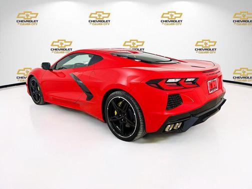 2022 Chevrolet Corvette Stingray w/2LT