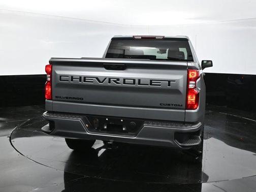 2025 Chevrolet Silverado 1500 Custom