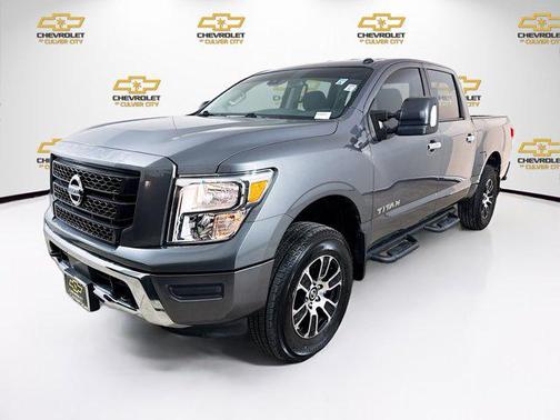 2021 Nissan Titan SV