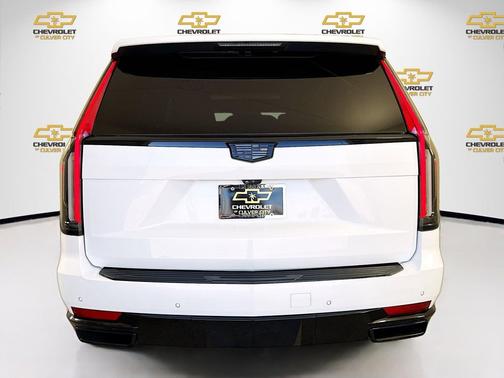 Crystal White Tricoat 2021 Cadillac Escalade ESV Premium Luxury