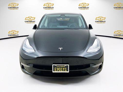 2021 Tesla Model Y Long Range Dual Motor All-Wheel Drive