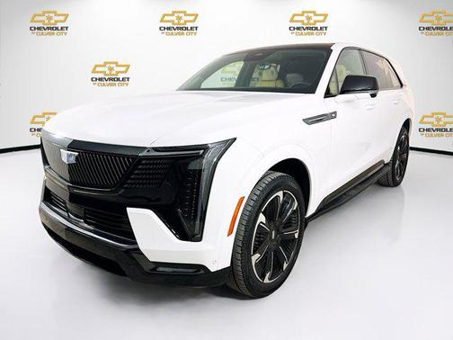 2025 Cadillac Escalade IQ Sport 2