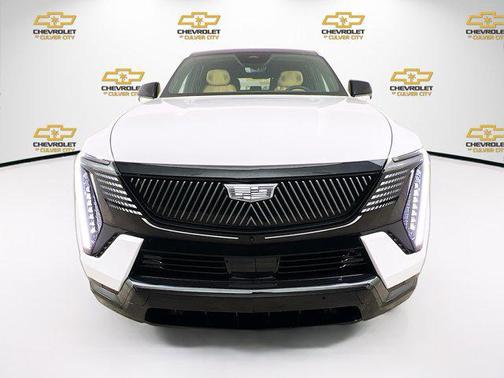 2025 Cadillac Escalade IQ Sport 2