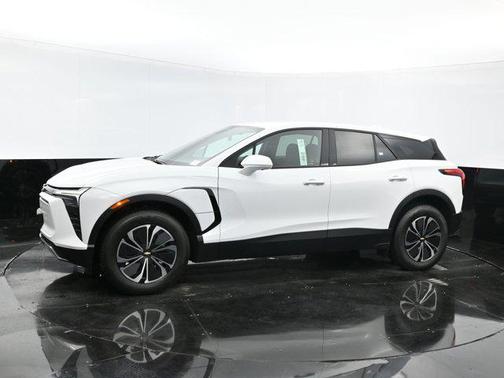 2025 Chevrolet Blazer EV AWD LT