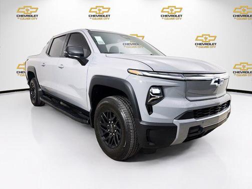 2025 Chevrolet Silverado EV LT