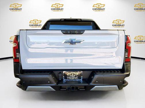 2025 Chevrolet Silverado EV LT