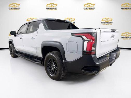 2025 Chevrolet Silverado EV LT