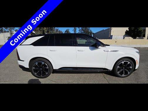 2025 Cadillac Escalade IQ Sport 1