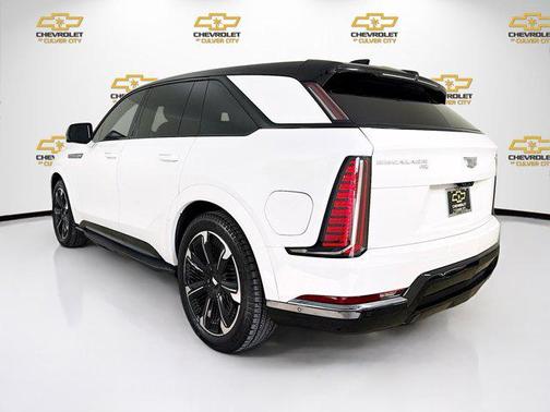 2025 Cadillac Escalade IQ Sport 1