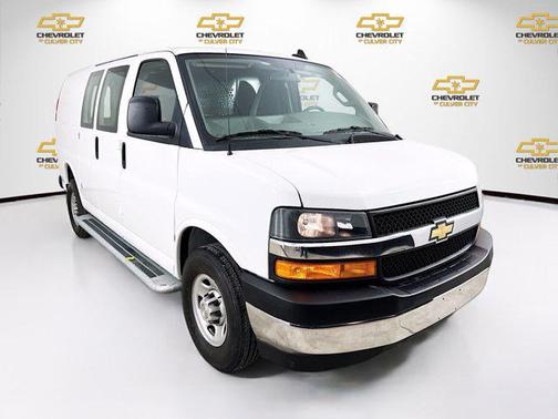 2024 Chevrolet Express 2500 RWD 2500 Regular Wheelbase WT