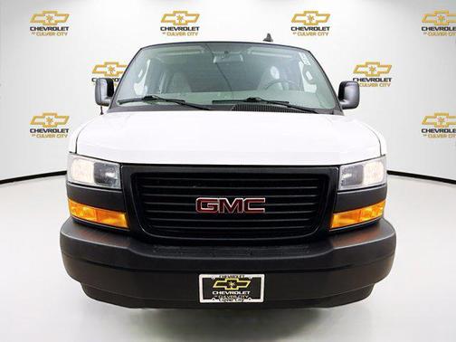 2023 GMC Savana 2500 Work Van