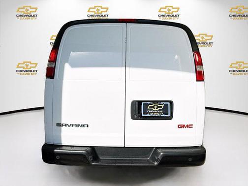 2023 GMC Savana 2500 Work Van