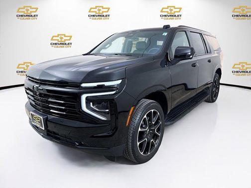 2025 Chevrolet Suburban RST