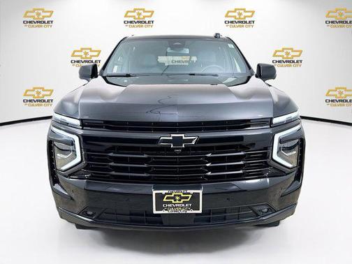 2025 Chevrolet Suburban RST