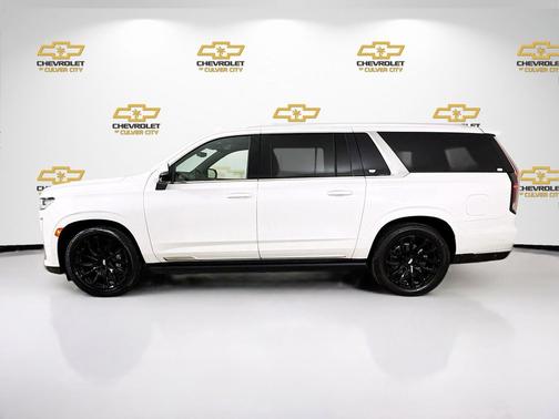 Crystal White Tricoat 2021 Cadillac Escalade ESV Premium Luxury