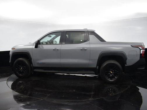 2025 Chevrolet Silverado EV LT