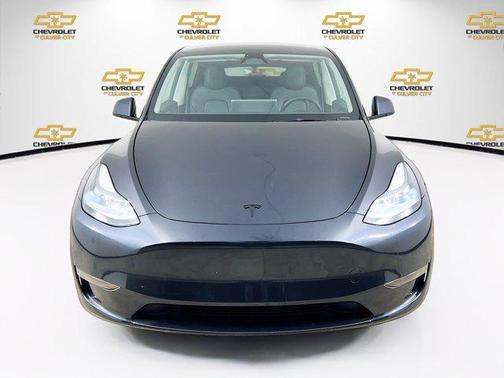 2025 Tesla Model Y Long Range Dual Motor All-Wheel Drive
