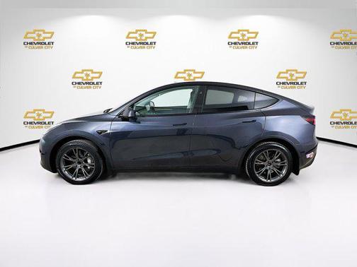 2025 Tesla Model Y Long Range Dual Motor All-Wheel Drive