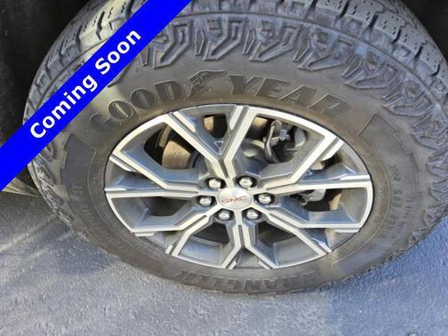 2024 GMC Acadia AWD AT4