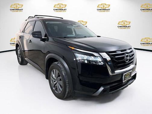2024 Nissan Pathfinder SV FWD