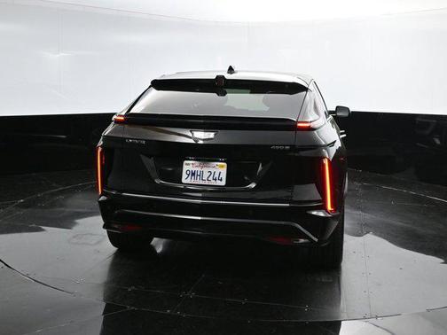 2024 Cadillac LYRIQ Tech w/1SA