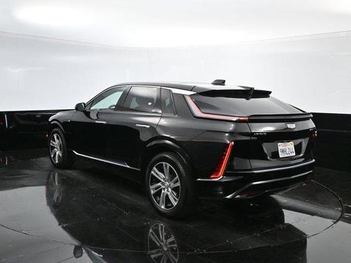 2024 Cadillac LYRIQ Tech w/1SA