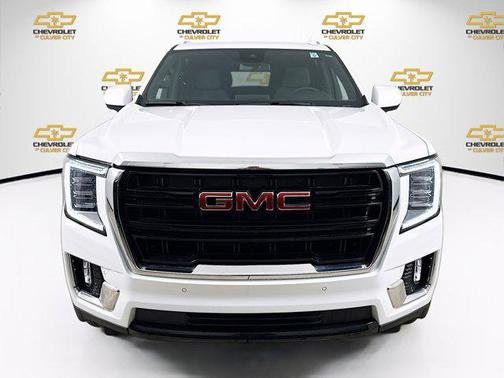 2024 GMC Yukon XL SLE