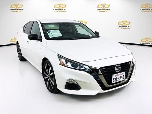 2021 Nissan Altima SR FWD