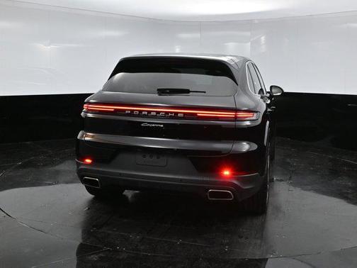 2020 Porsche Macan Base