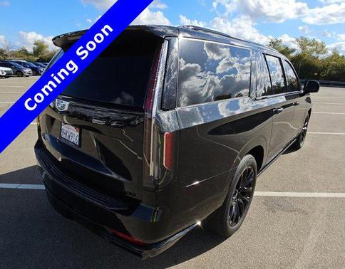 2023 Cadillac Escalade ESV Sport Platinum