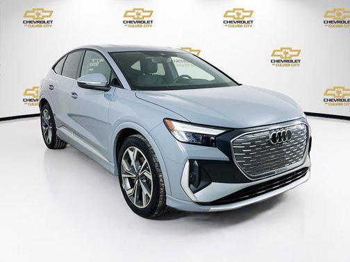 2024 Audi Q4 e-tron Sportback Premium 55 quattro