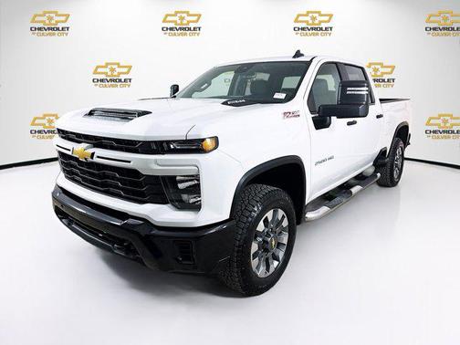2025 Chevrolet Silverado 2500 Custom