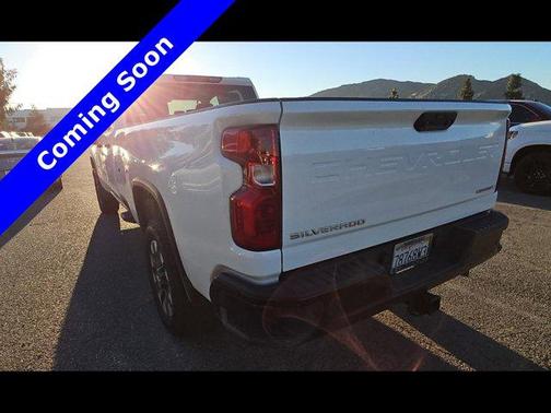 Summit White 2024 Chevrolet Silverado 2500 Custom