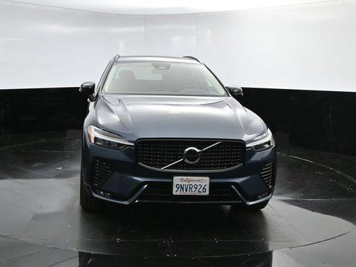 2025 Volvo XC60 B5 Core