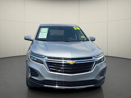 Sterling Gray Metallic 2024 Chevrolet Equinox LT