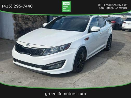 White 2013 Kia Optima SX