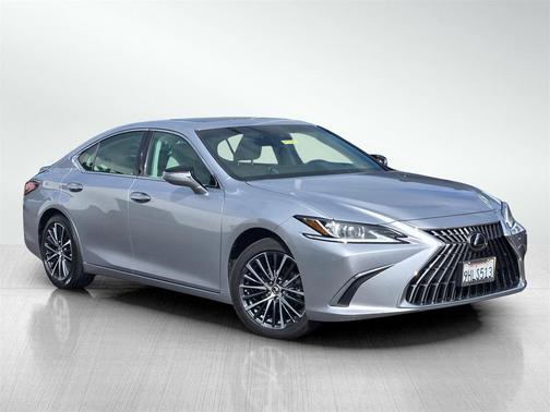 2023 Lexus ES 300h Base