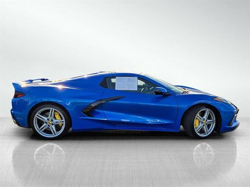 2024 Chevrolet Corvette Stingray w/2LT