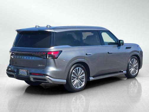2025 INFINITI QX80 SENSORY AWD