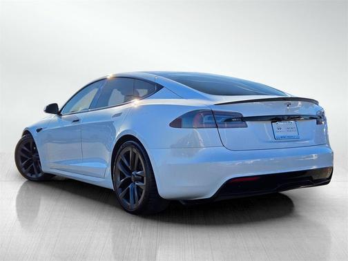2021 Tesla Model S Plaid
