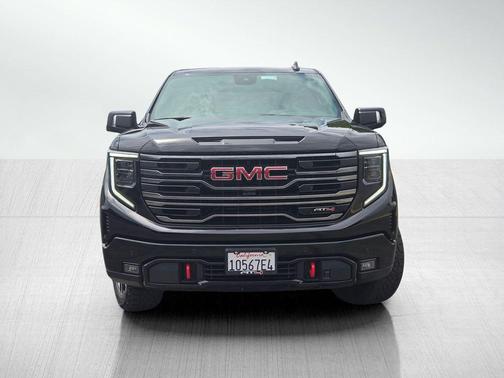 Black 2025 GMC Sierra 1500 AT4