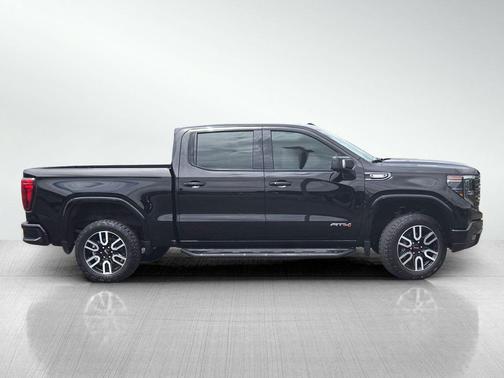 Black 2025 GMC Sierra 1500 AT4