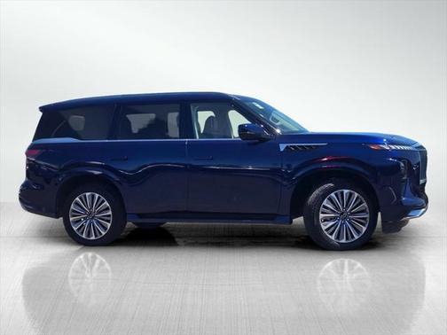 2025 INFINITI QX80 SENSORY AWD