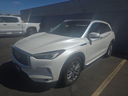 White 2025 INFINITI QX50 Luxe AWD