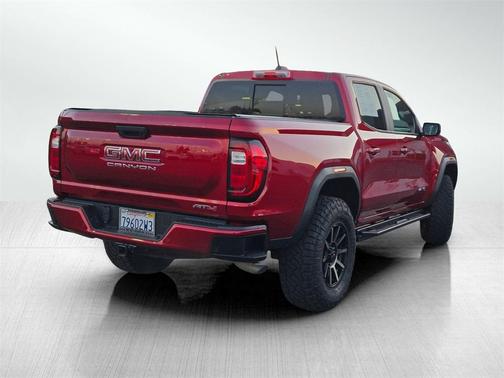2023 GMC Canyon AT4