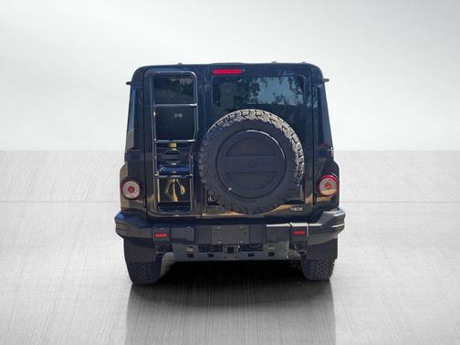 2025 INEOS Grenadier Fieldmaster