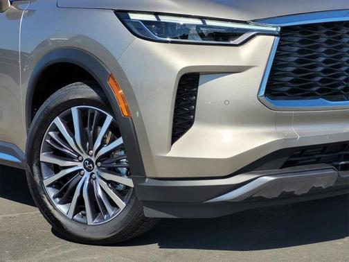 2025 INFINITI QX60 SENSORY