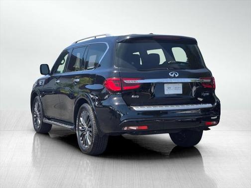 2023 INFINITI QX80 SENSORY AWD