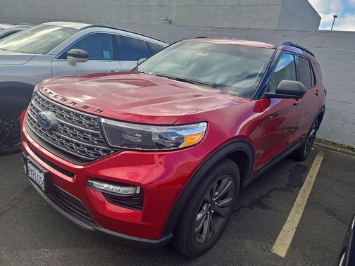 2021 Ford Explorer XLT