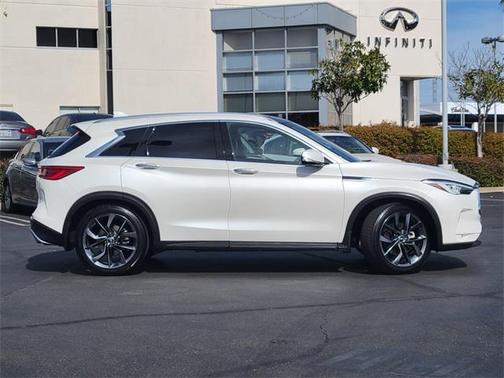 2019 INFINITI QX50 ESSENTIAL